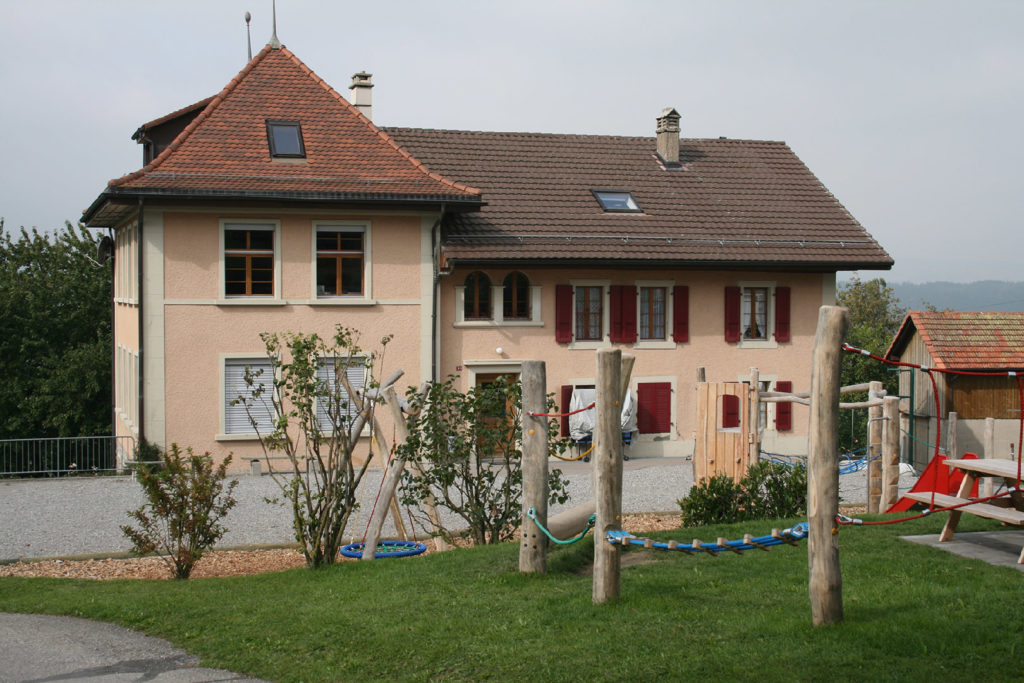 2008_Chapelle_Ecole_Place_Jeux_RC